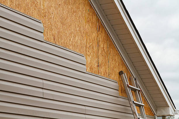 24/7 Emergency Storm Damage Siding Repair experts in Sumner, IL